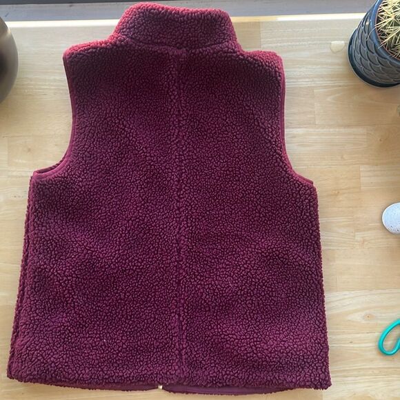J CREW Red Sherpa Vest Small - Picture 3 of 4